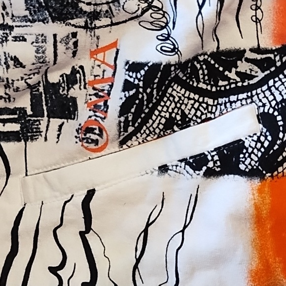 Graphic Print Zip-Up Top - Picture 5 of 12